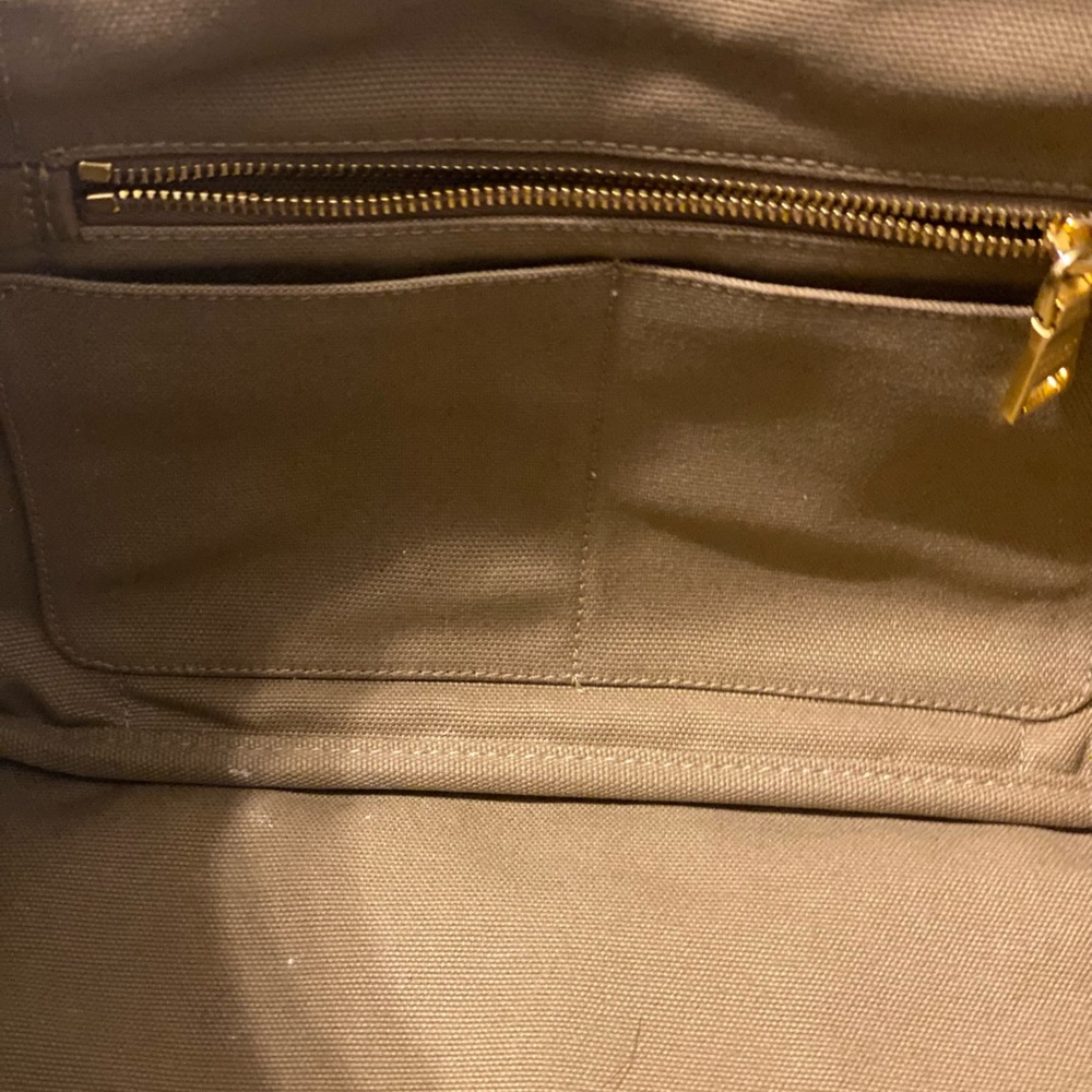 Prada linen shopping bag 13X8x. Good condition. Very clean  Tan.  Side pockets - Picture 13 of 16